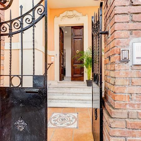Villa Chiara - A New Luxury Star Is Born In Rome! ภายนอก รูปภาพ